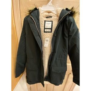 Abercrombie & Fitch Women’s Parka Fur Hooded
